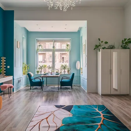 Art Deco Grand , Hero Square, Huge Livingroom